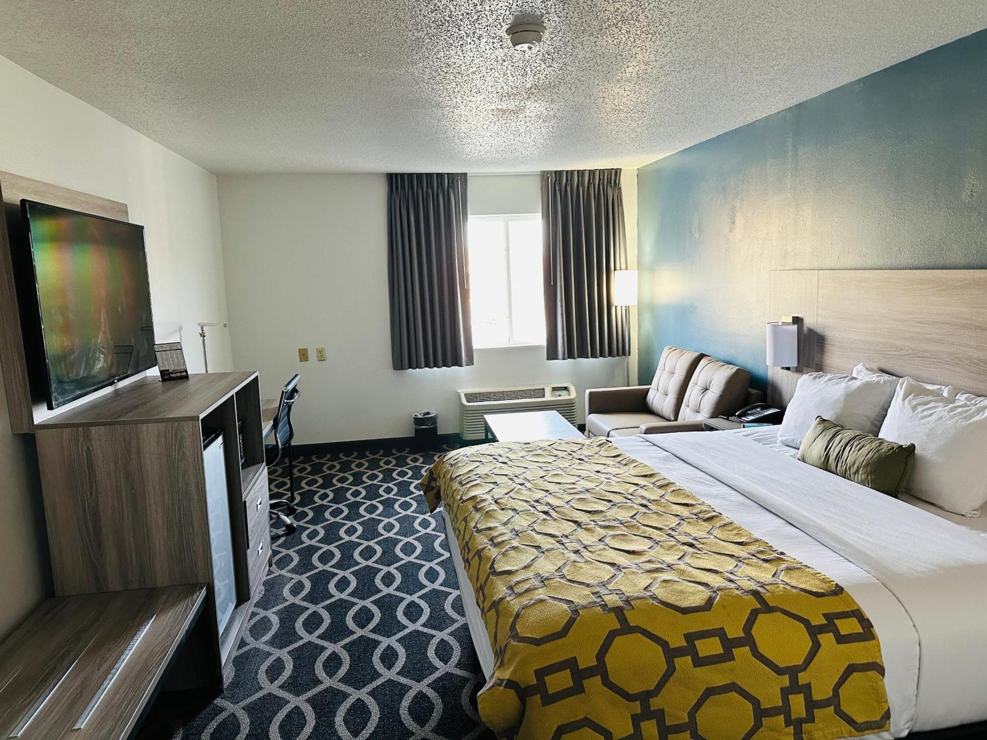Hotel Baymont By Wyndham Piqua Esterno foto