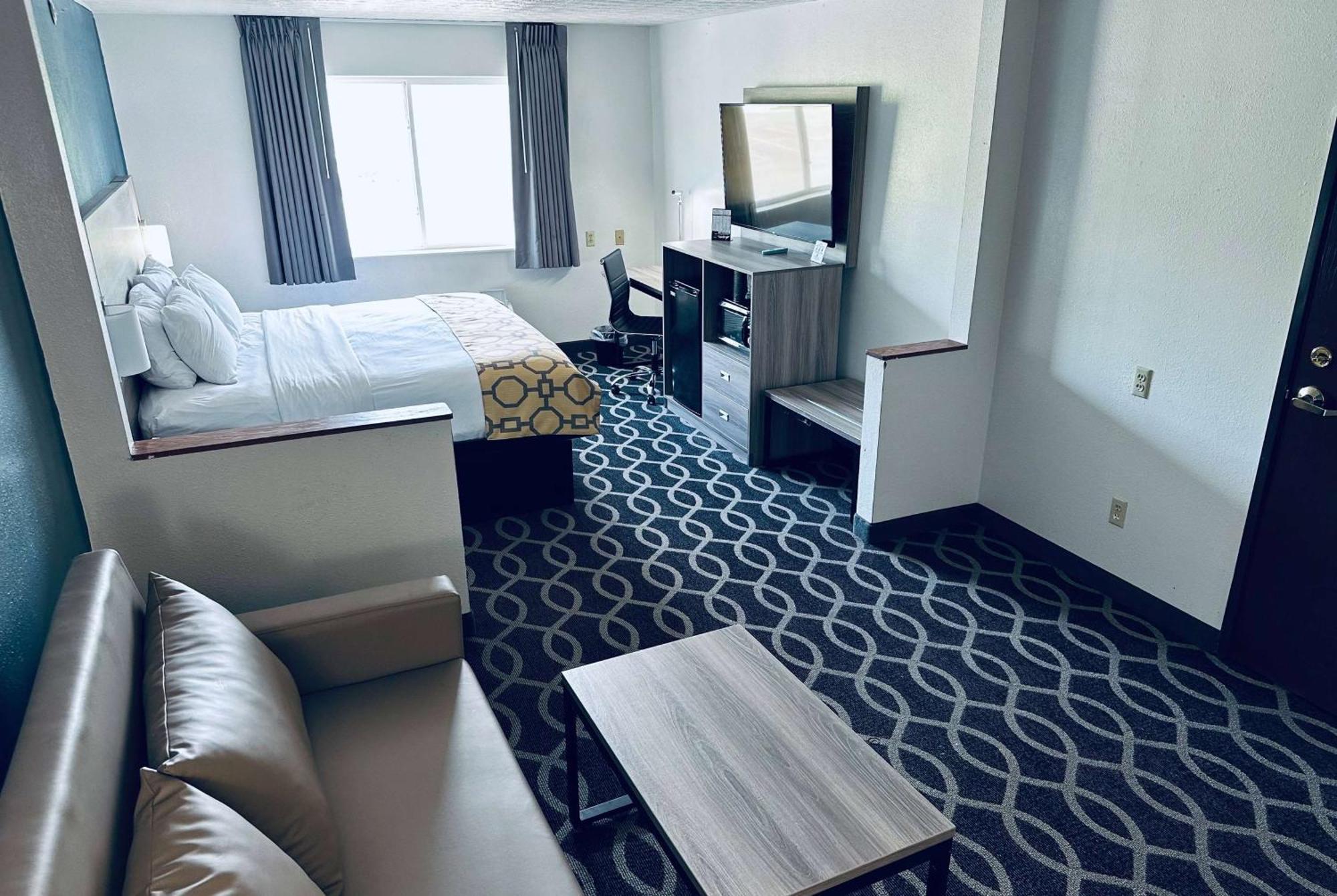 Hotel Baymont By Wyndham Piqua Esterno foto