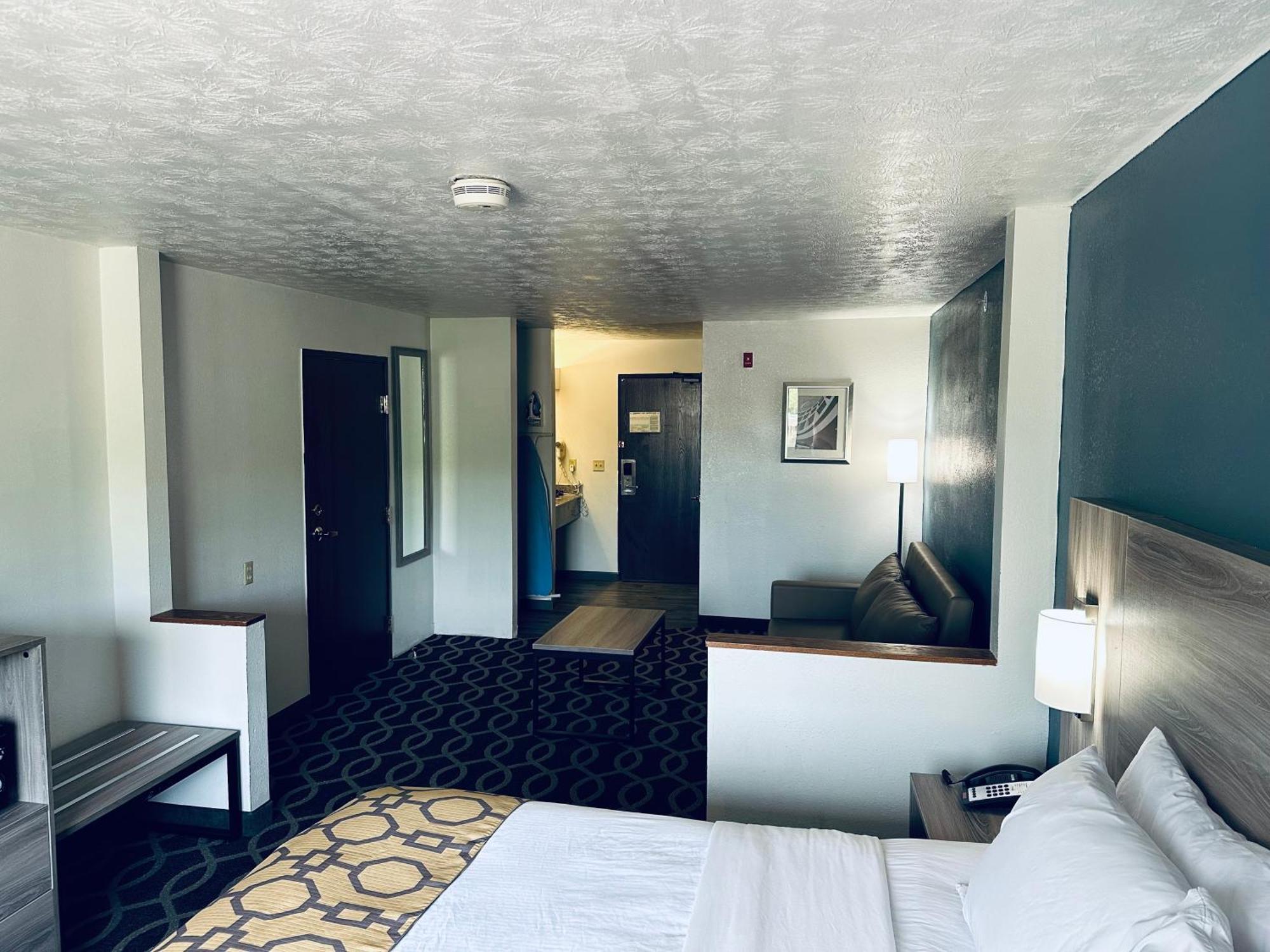 Hotel Baymont By Wyndham Piqua Esterno foto