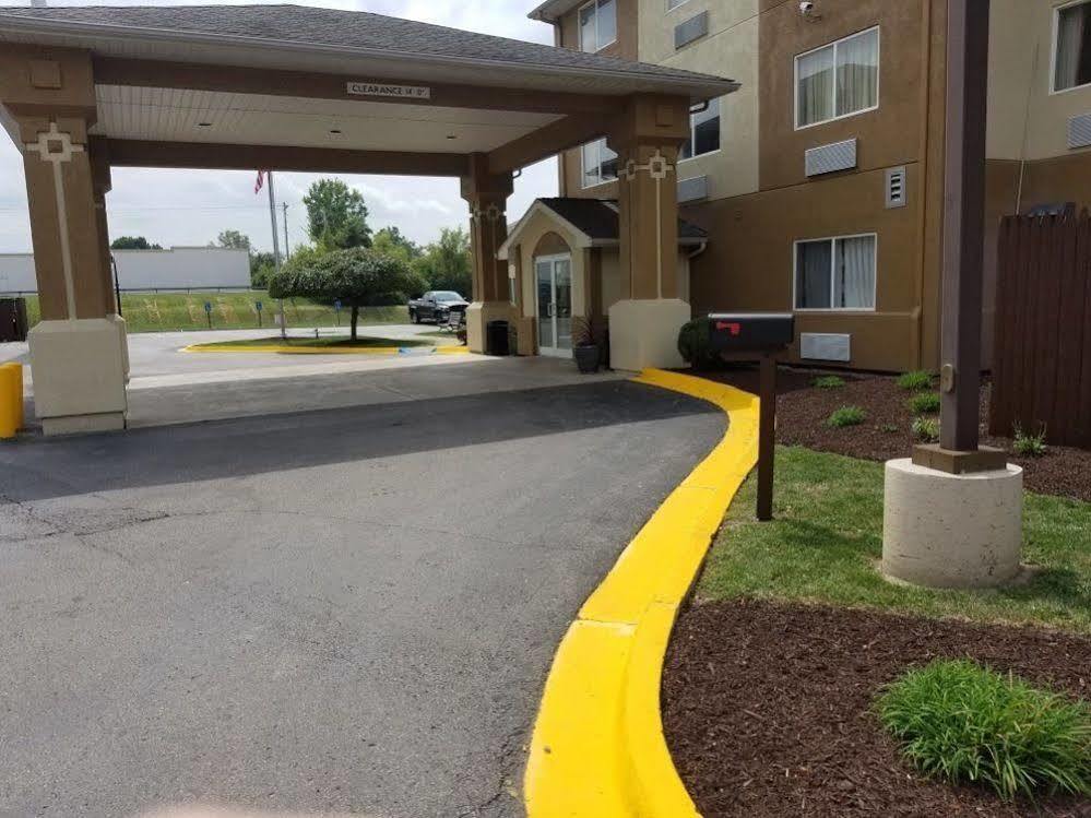 Hotel Baymont By Wyndham Piqua Esterno foto
